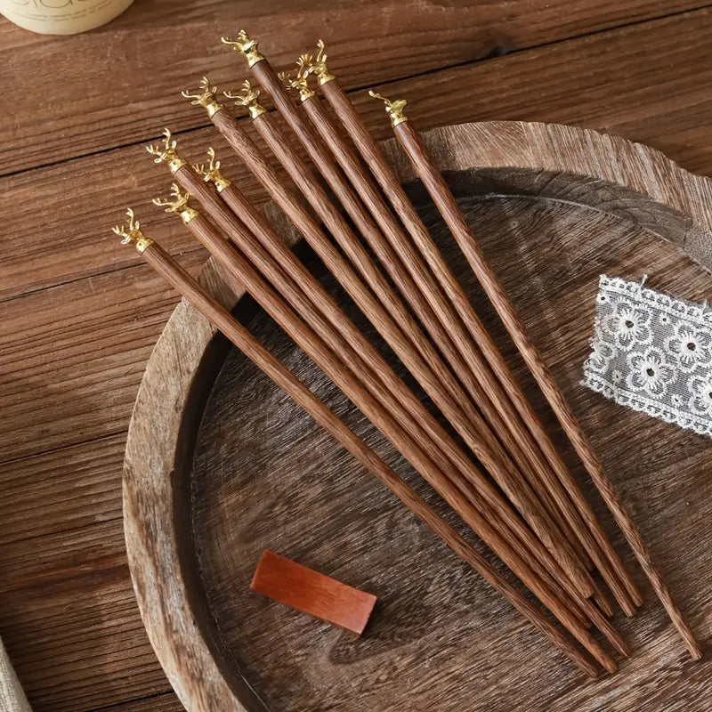 Deer Head Shaped Wooden Chopsticks with Chicken Wings